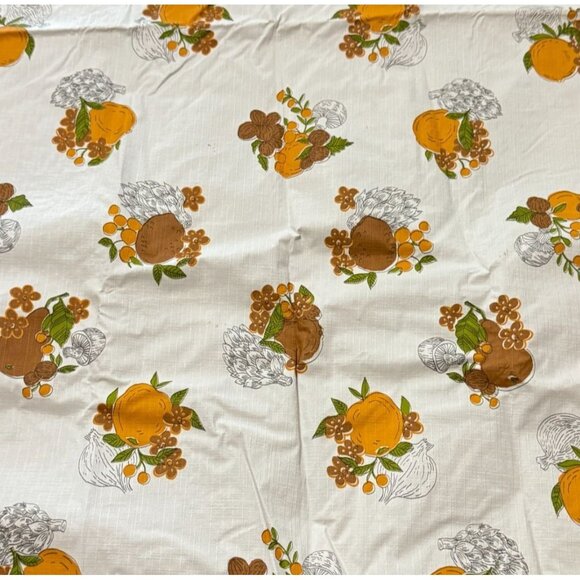 Vtg Thanksgiving Tablecloth Vinyl Oval 66x53 Flannel Back Fall Autumn Pumpkins - Picture 2 of 3